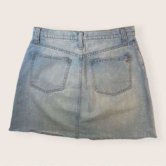 EUC | Madewell | Distressed Denim Skirt | Blue | Size 30 - Picture 2 of 12